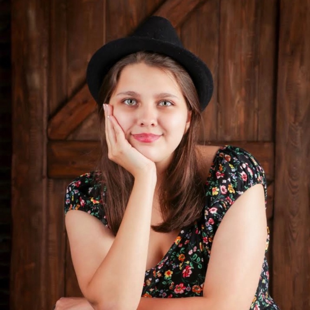 Meet your Posher, Michaela